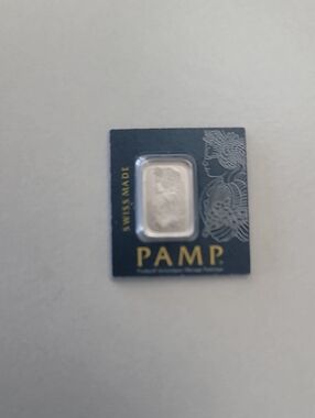 PAMP Platinum Bar in Sealed Assay Card - Navy Packaging